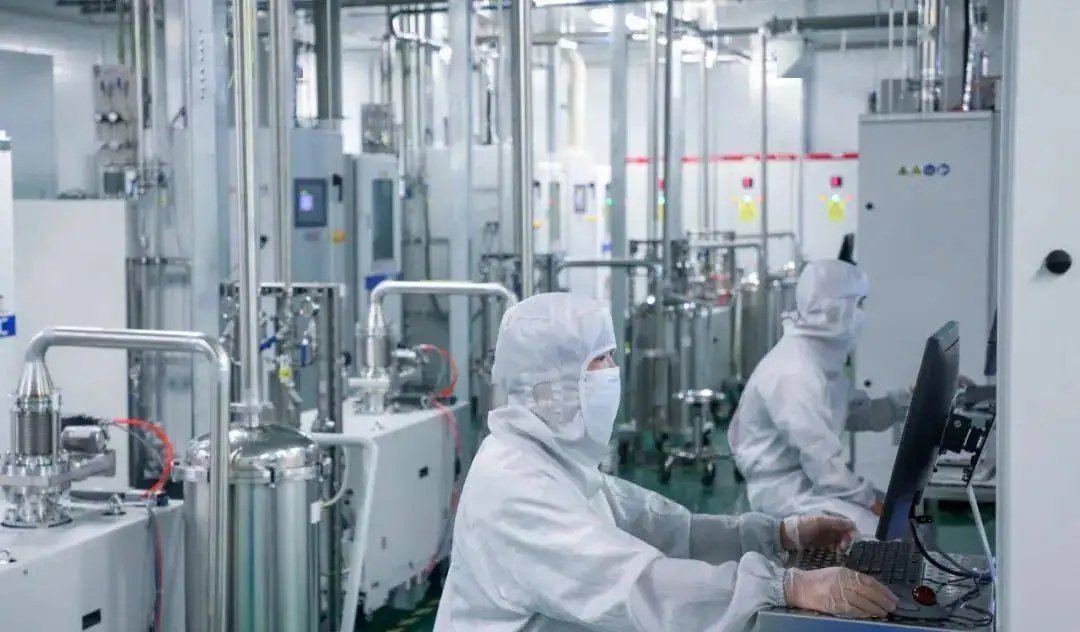 年產(chǎn)能達20萬片！瀚天天成碳化硅產(chǎn)業(yè)園二期項目竣工，三期產(chǎn)能預(yù)達140萬片！